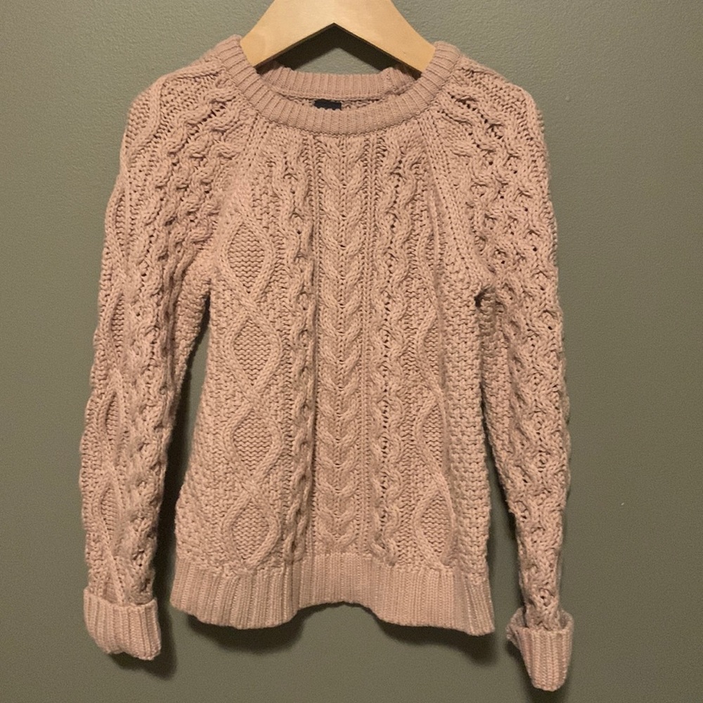 Girls Gap pink cable-knit Sweater. Size 4